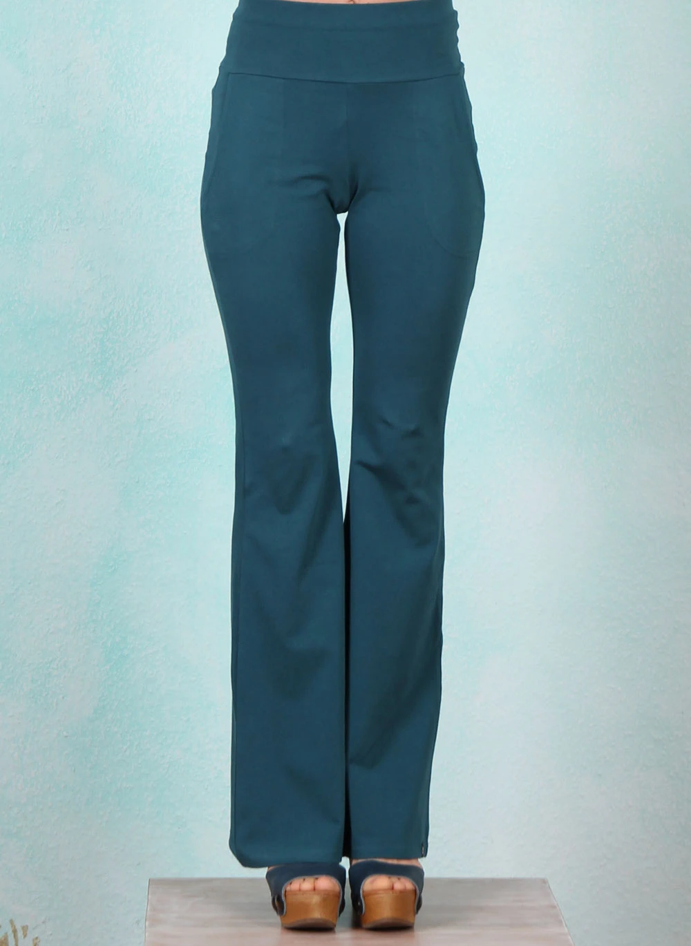 Hose, Logo Easy Flared, moonstone-teal - Bild 1