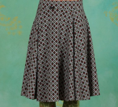 Rock, Wooden Heart Circlar Skirt, forest-picknick
