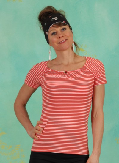 Shirt, Logo Stripe Heart T-Shirt, red-tiny-stripe
