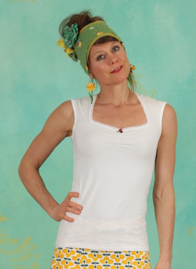 Top, Logo Top Romance, essential-white