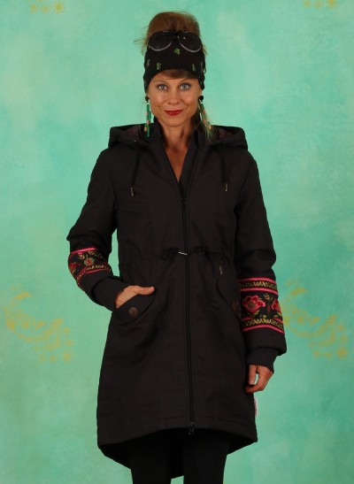 Mantel, High end Storyteller, dark-beauty