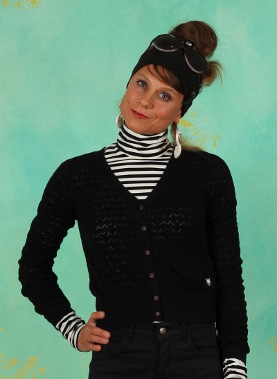 Cardigan, Save the World, noir-heart-dots