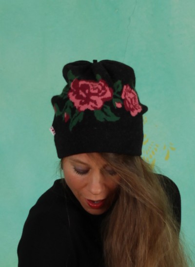 Mütze, Rosewood Beanie, midnight-roses