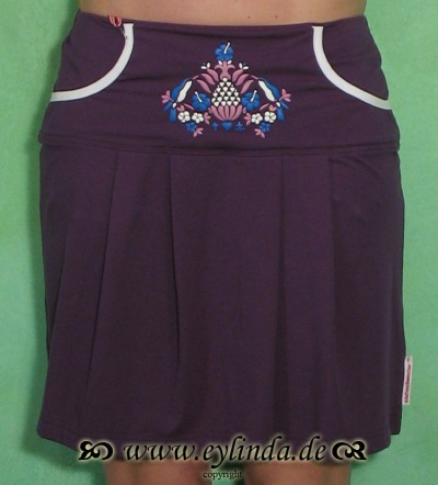 Kleid, Kleiner Schwung, deep purple