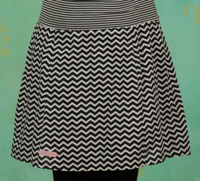 Rock-6B, M0104, black-white