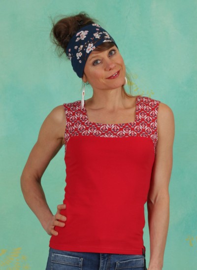 Top, S21C19, red
