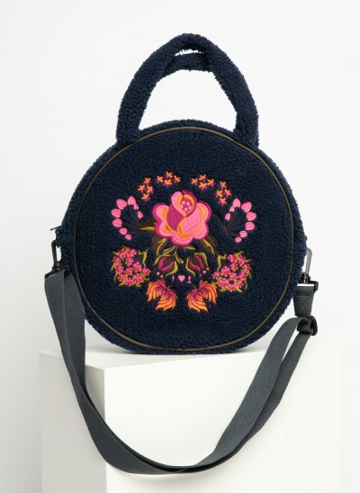 Blutsgeschwister Accessoires August 10 - 2024