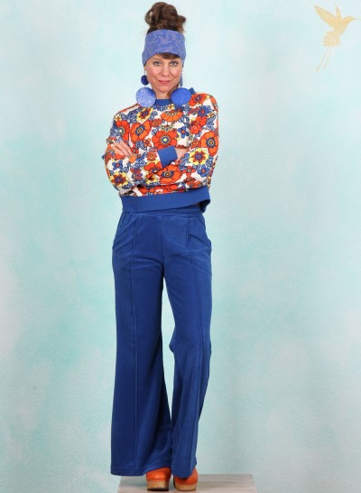 Blutsgeschwister Step Into Spring 2