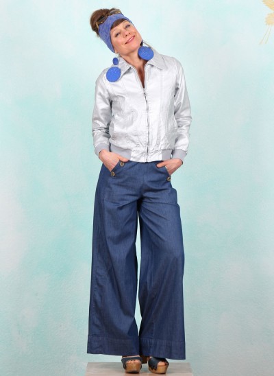 Mademoiselle YéYé Februar 1 - 2026