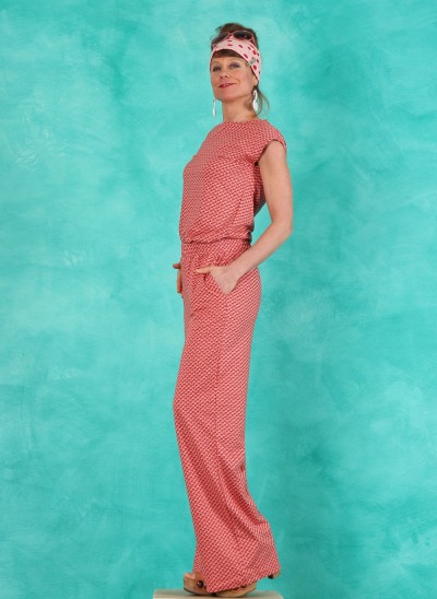 Mademoiselle YéYé März 1 - 2023
