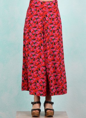 Culotte, In Full Bloom, bed-of-primroses