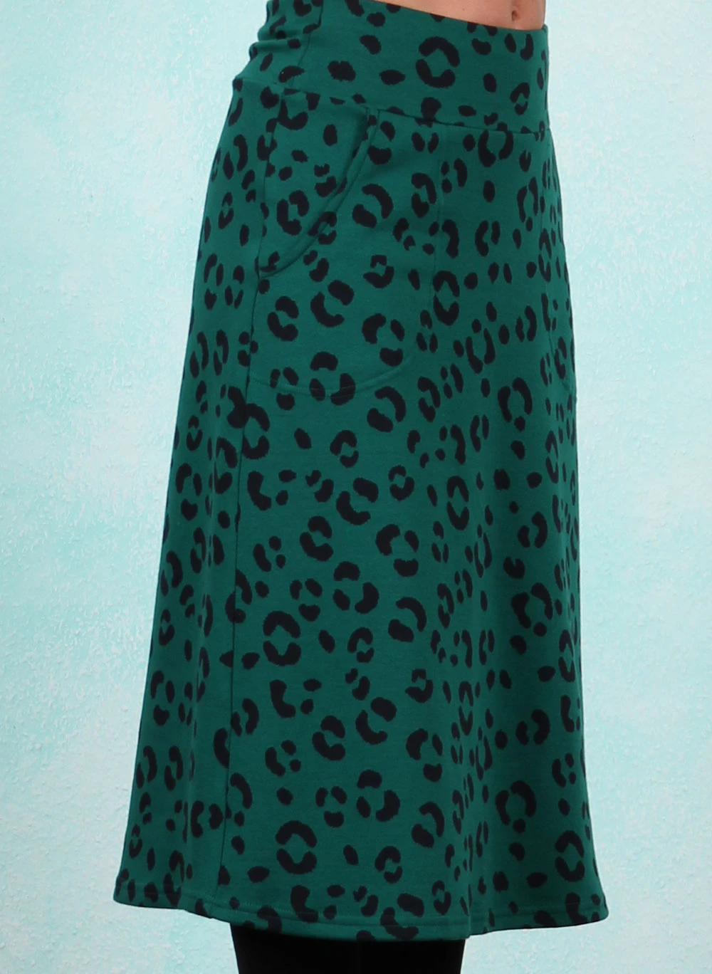 Rock, Relax and Revel, wild-green-leo - Image 2
