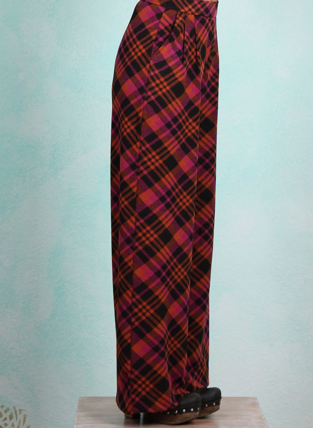 Hose, 42505B (fällt kleiner aus), black-pink-orange - Image 2