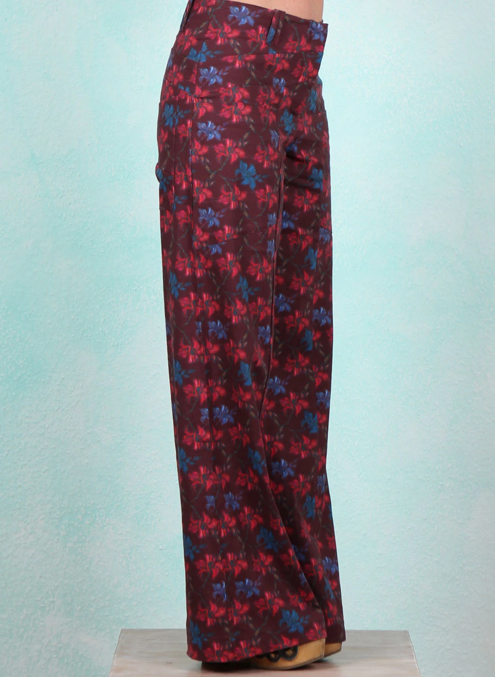 Hose, HA018-LNSPC1-C05, red-brown - Image 2