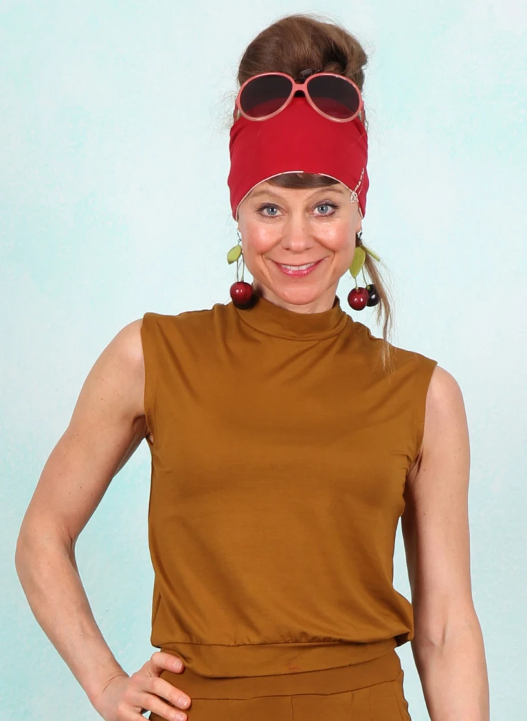 Top, Tiny Turtle, strong-ochre